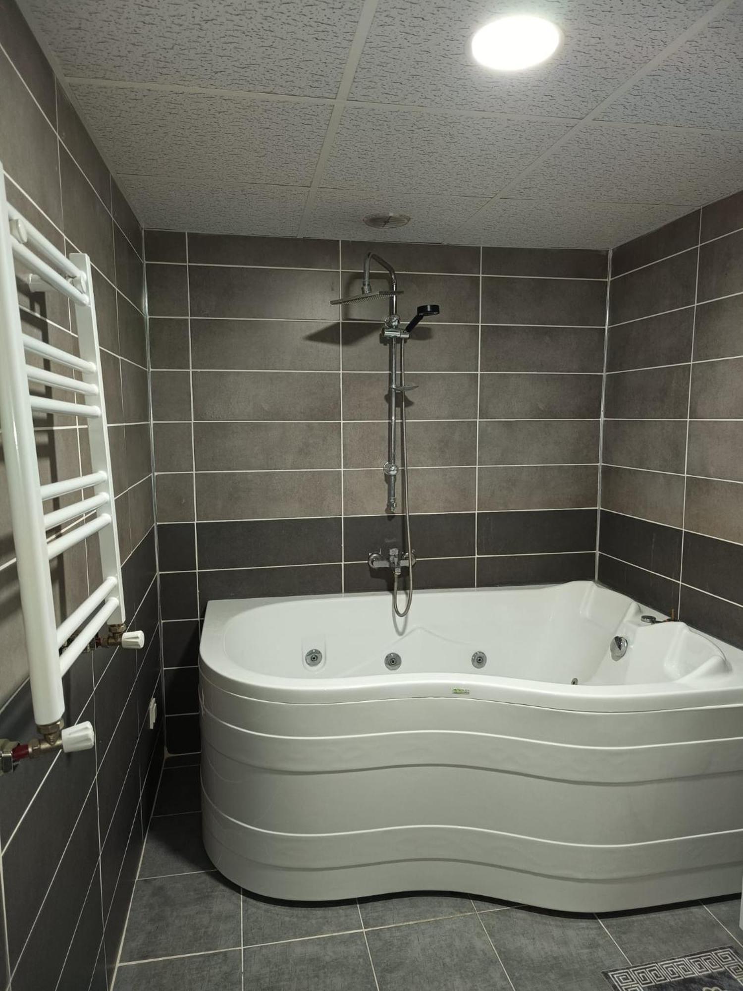 White Crown Apartman Ve Yasam Merkezi Κωνσταντινούπολη Εξωτερικό φωτογραφία